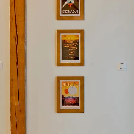 Dreamy Sunset Loft In Center 아파트