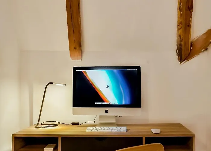 Dreamy Sunset Loft In Center ソフィア